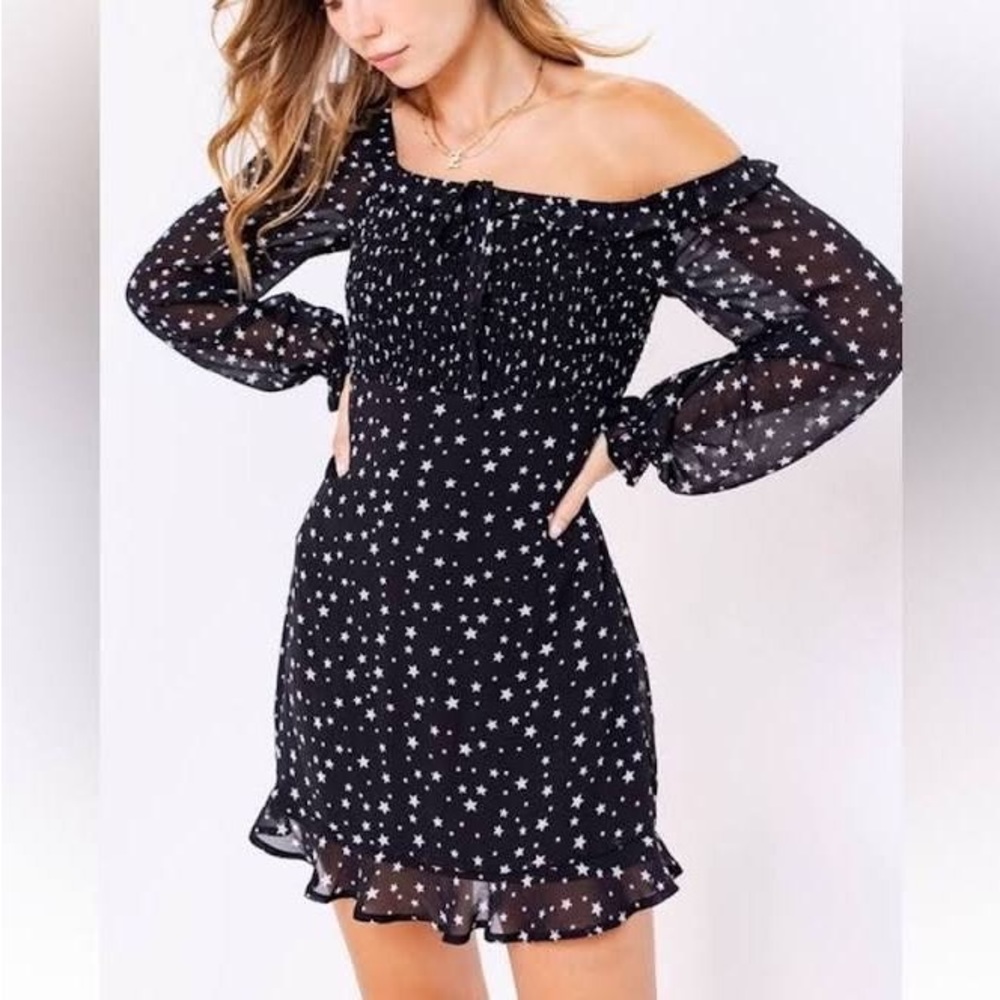 Star Sleeved Dress